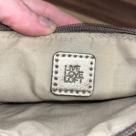 Ann Taylor Loft clutch bag is silver with glitter. - Picture 7 of 9